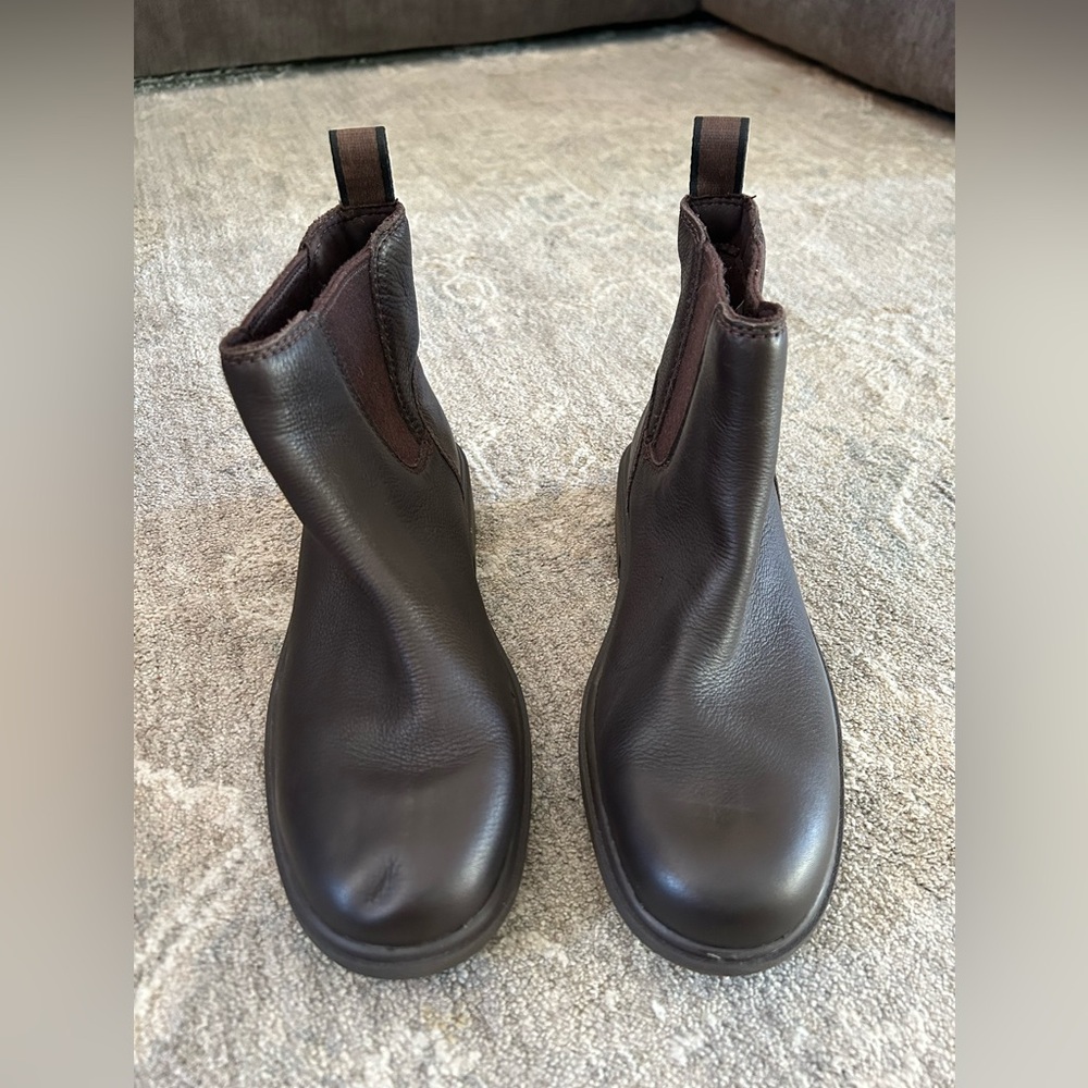 UGG women’s  Dark Brown Leather Boots